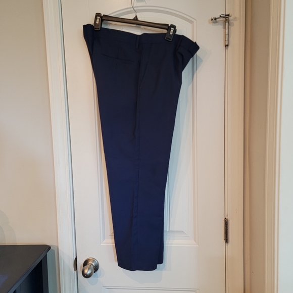 Men's formal suit - Picture 9 of 10